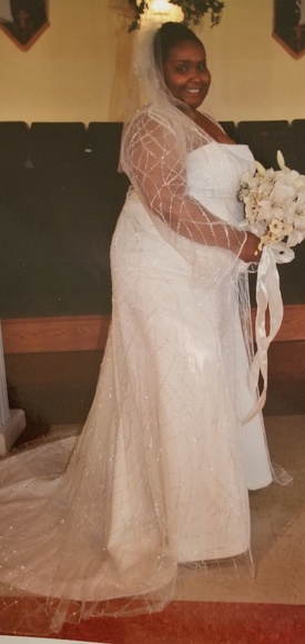 2 piece wedding dress - Picture 2 of 2